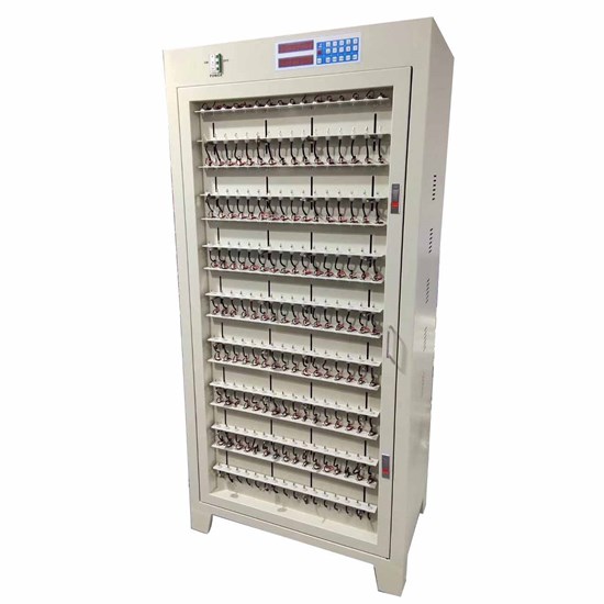 เครื่องทดสอบแบตเตอรี่ลิเธียมทรงกระบอก 5V2A 256 ช่อง