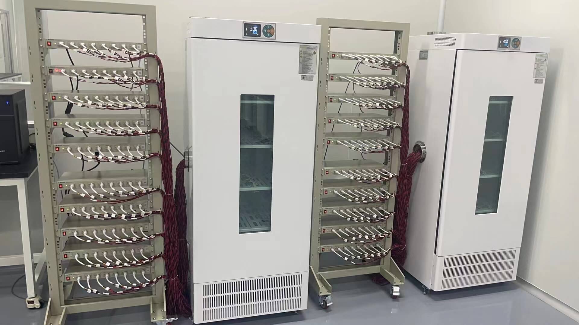 เครื่องทดสอบแบตเตอรี่ เครื่องทดสอบแบตเตอรี่