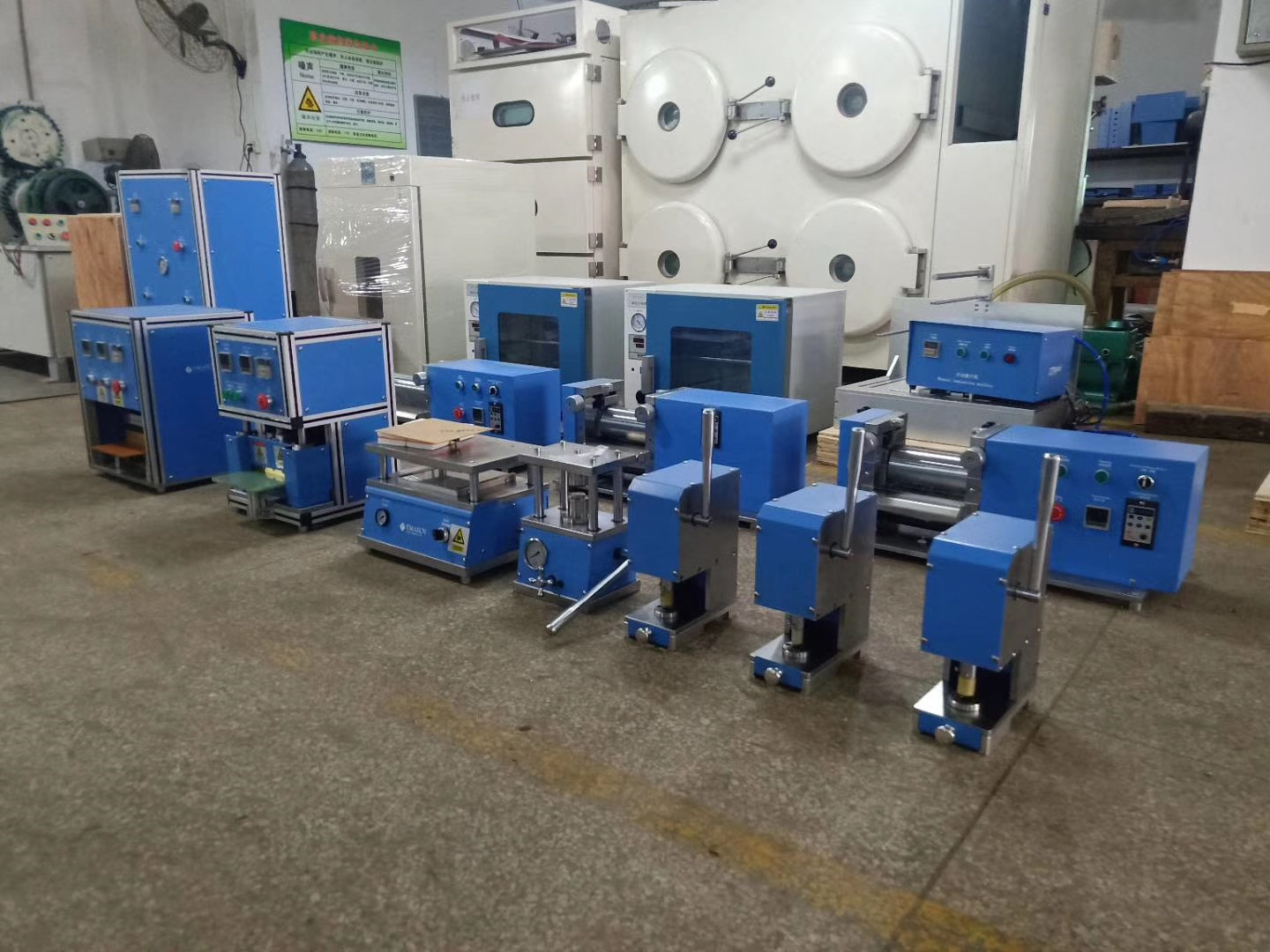 สายการผลิตเครื่องจักรห้องแล็ปแบตเตอรี่หลายสายเสร็จสมบูรณ์แล้ว สายการผลิตเครื่องจักรห้องแล็ปแบตเตอรี่หลายสายเสร็จสมบูรณ์แล้ว