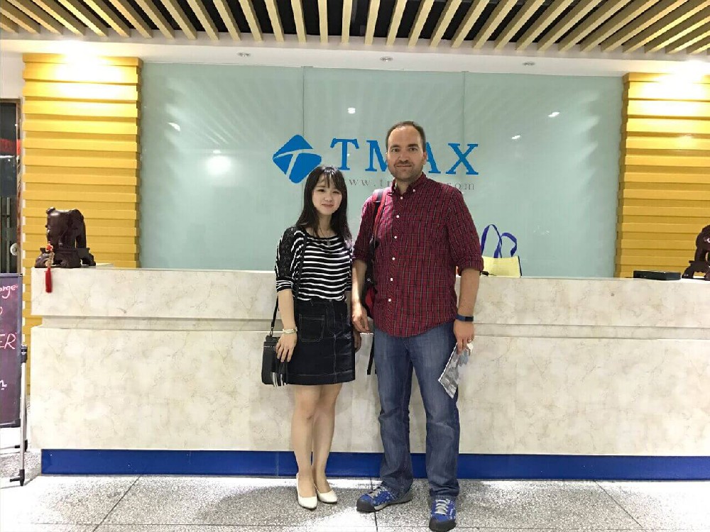 ลูกค้าที่น่ารักจากสเปน เยี่ยมชม TMAX