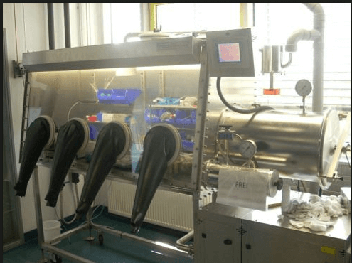 เมษายน 2559 เยี่ยมชมลูกค้าเก่าชาวอินโดนีเซียรายหนึ่ง